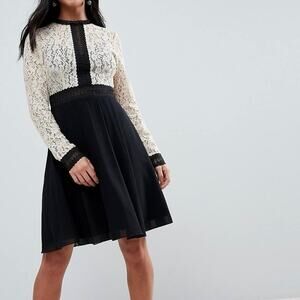 NWT Little Mistress Lace Top Dress Women’s Size 4